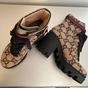 Women’s Heeled lace up combat ankle boots GG Wool , 39 1/2 size (9 woman)